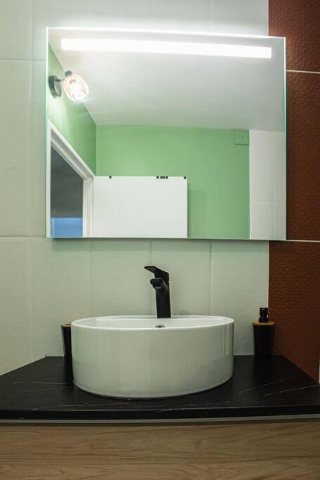 *Cosy Home 20' Paris 25' Disney - Free Wifi* Villiers-sur-Marne Exterior photo